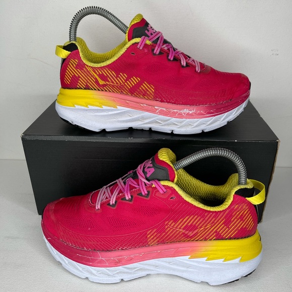 Hoka One One Bondi 5
